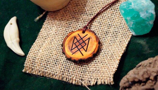 making a lucky amulet with your own hands